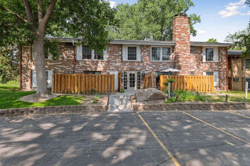 4548 Cedar Lake Rd S #5, Saint Louis Park, MN 55416