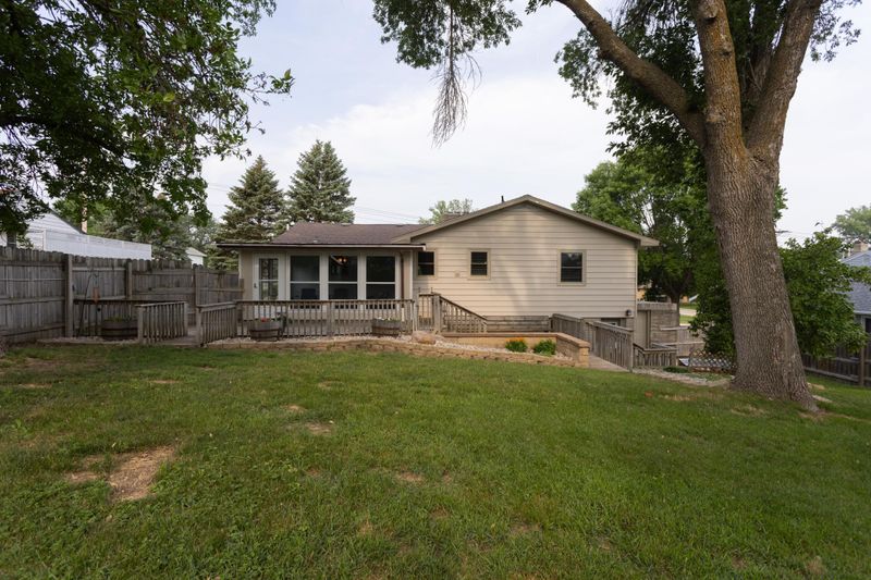 17 4th Ave NE, Elbow Lake, MN 56531