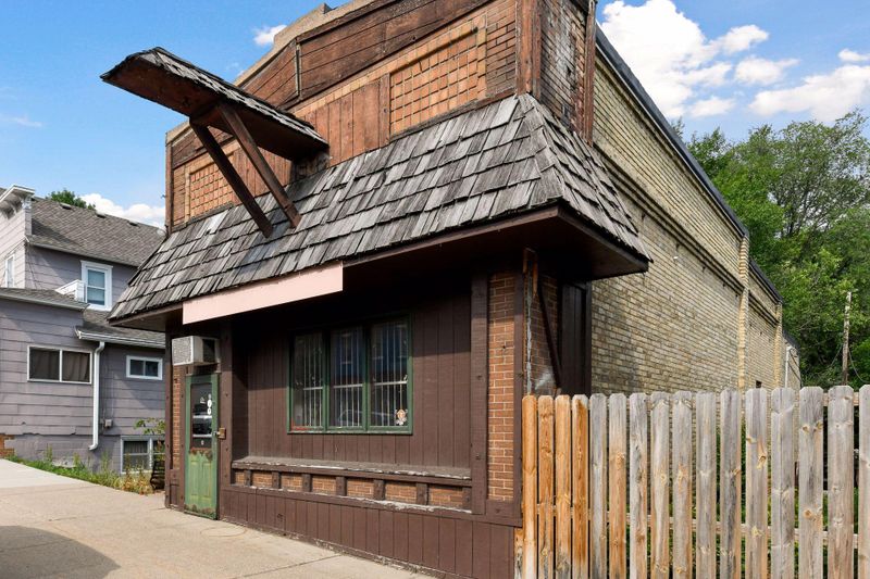 4110 Main St, Saint Bonifacius, MN 55375
