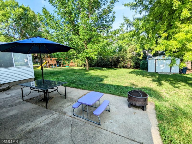 905 2nd St SE, Fairfax, MN 55332