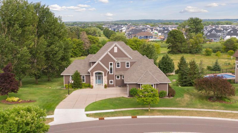 4075 Kindred Way, Lake Elmo, MN 55042