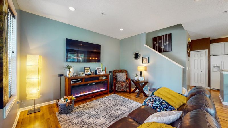 1241 Terrace Ave #410, Maplewood, MN 55109