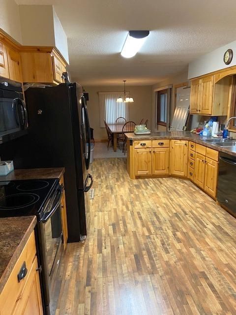 660 17th St, Windom, MN 56101