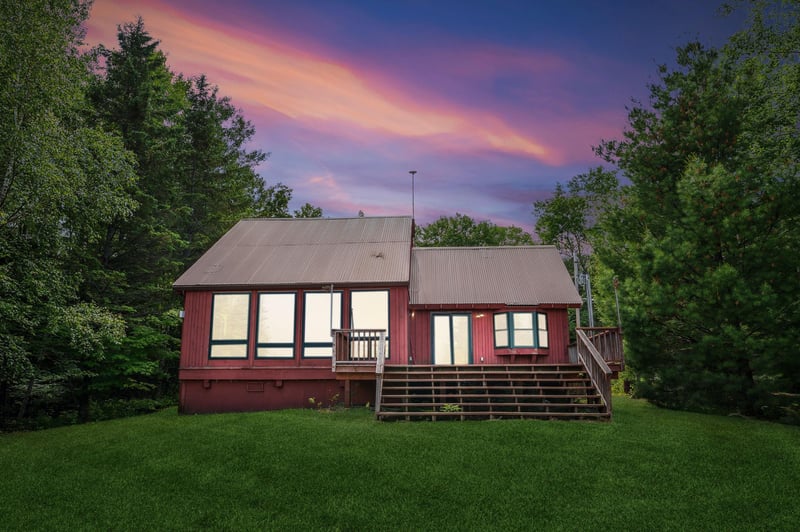 23990 E Spirit Point Rd, Cornucopia, WI 54827