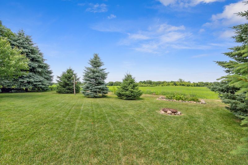 820 Lee St NE, Owatonna, MN 55060