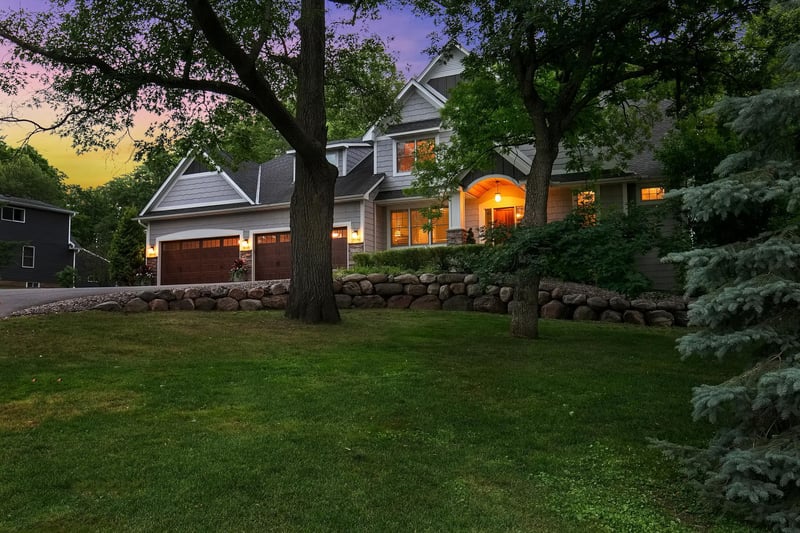 11309 Ridgemount Ave W, Minnetonka, MN 55305