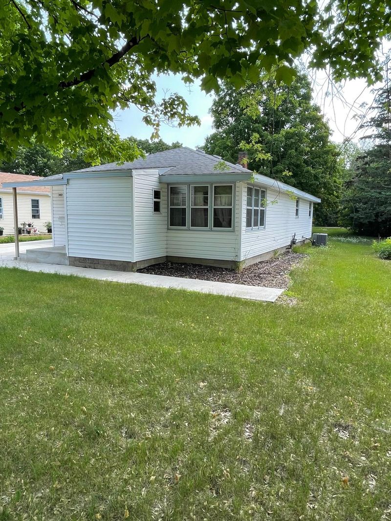 1417 Ash St, Alexandria, MN 56308