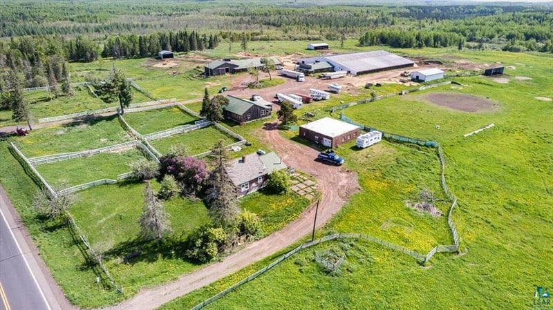 61386140 Jean Duluth Rd, Duluth, MN 55803