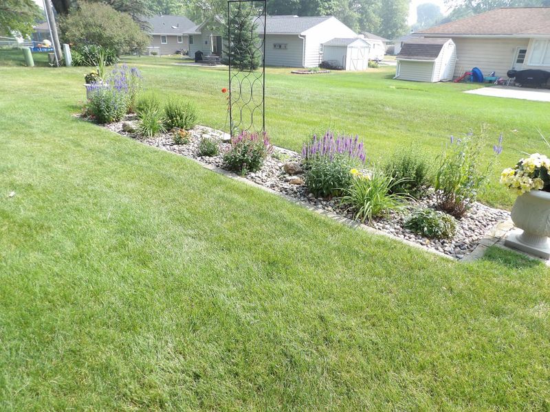 2105 11th St SW, Austin, MN 55912
