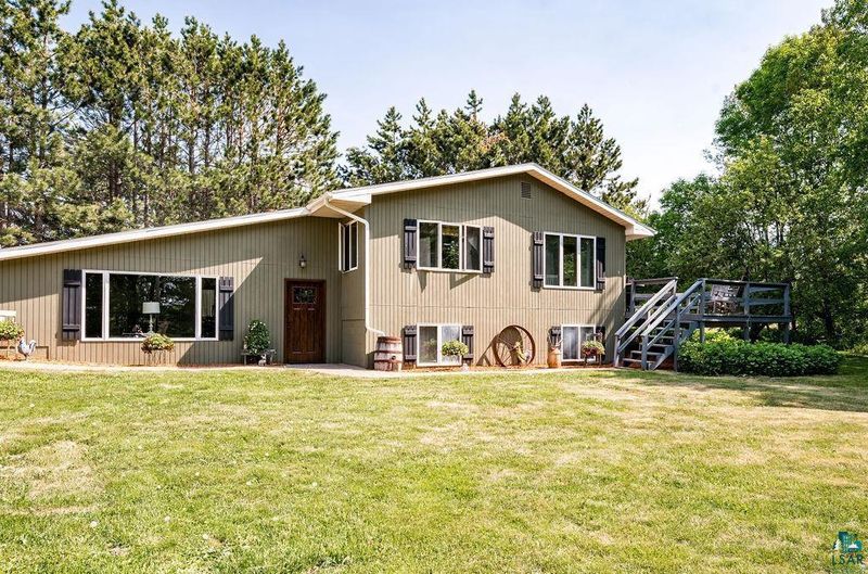 105 E Palkie Rd, Esko, MN 55733
