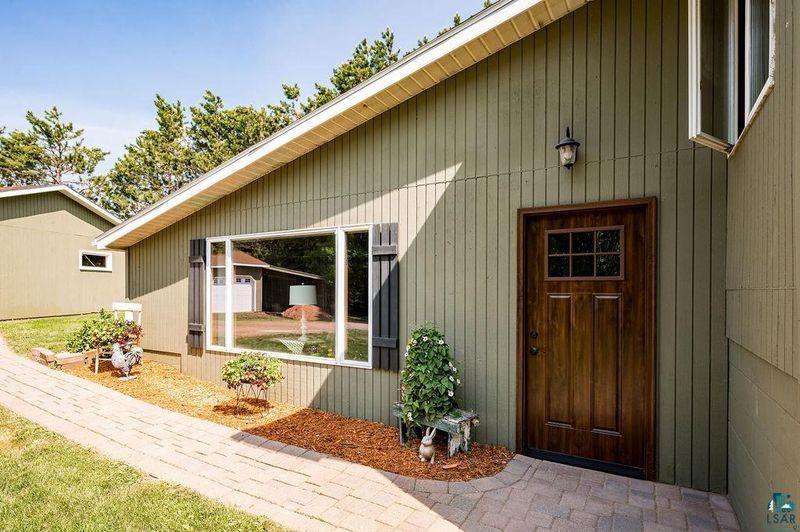 105 E Palkie Rd, Esko, MN 55733