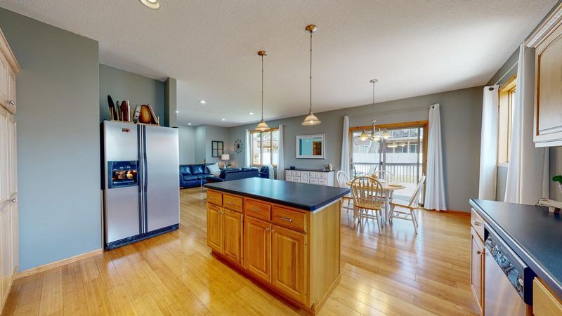 1363 Lone Stone Ct SE, Chatfield, MN 55923