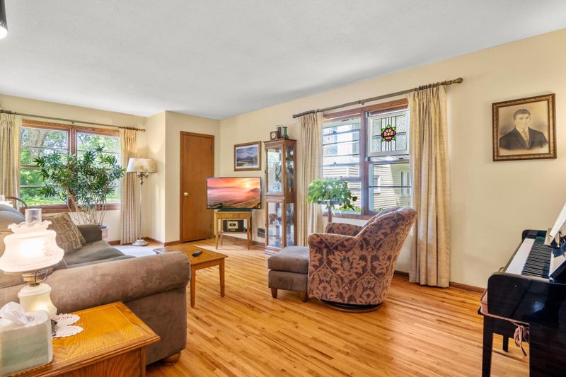 7921 Riverview Ter NE, Fridley, MN 55432
