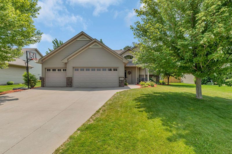 1731 7th St N, Sartell, MN 56377