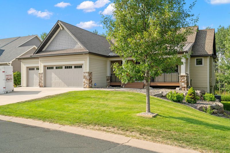 861 Fox Cv, Lino Lakes, MN 55014