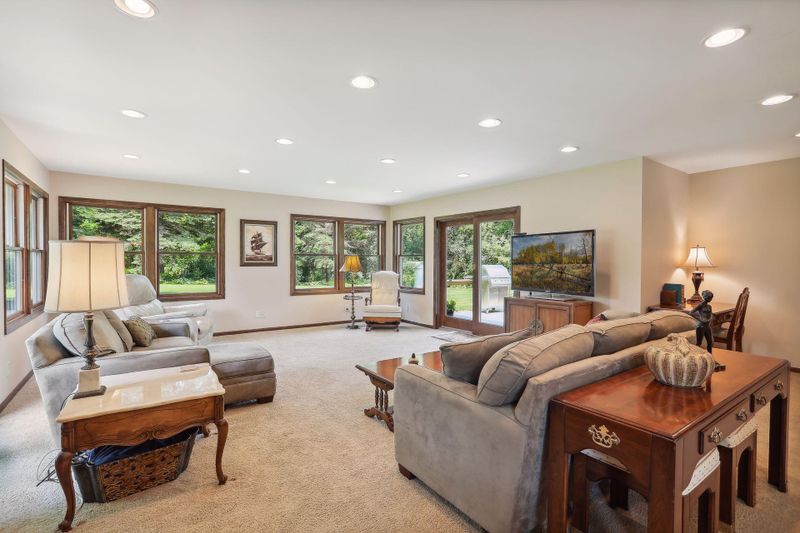 11520 Oakvale Rd N, Minnetonka, MN 55305