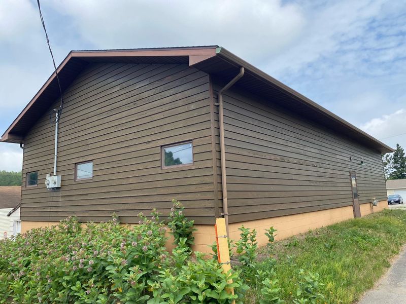 215 Cleveland St, Eveleth, MN 55734