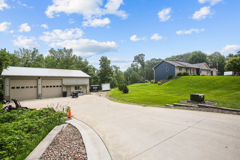 18315 Dahlia St NW, Cedar, MN 55011