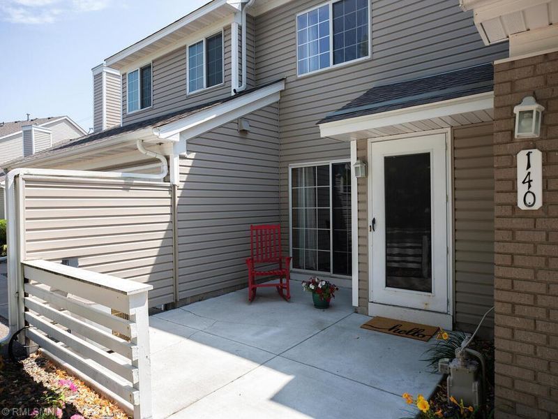 13420 60th Pl N #140, Plymouth, MN 55446