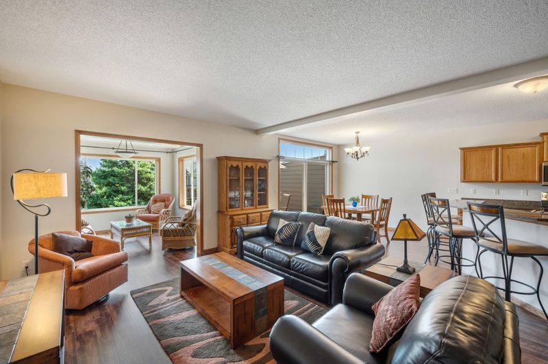 2595 Waterfall Way NW, Prior Lake, MN 55372
