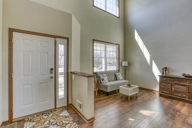 17018 72nd Ave N, Maple Grove, MN 55311