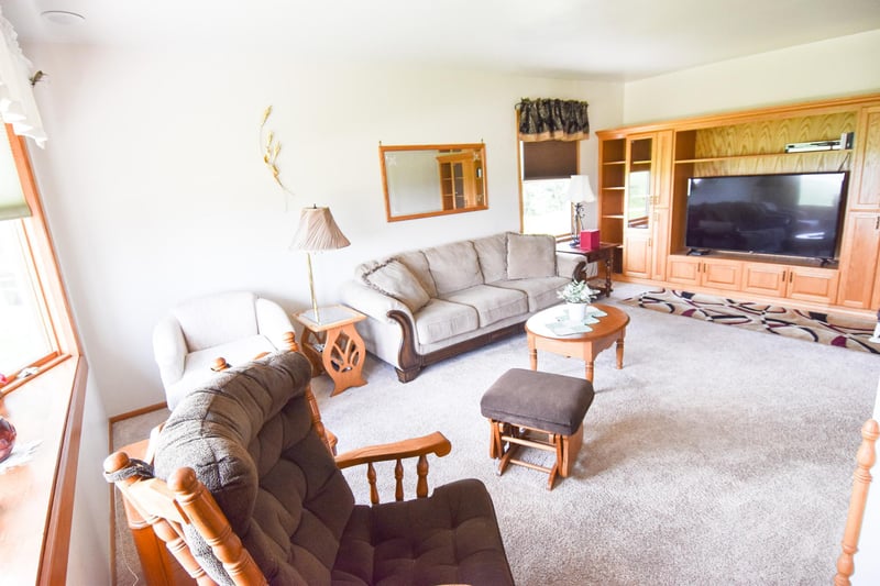 21654 340th Ave NW, Warren, MN 56762