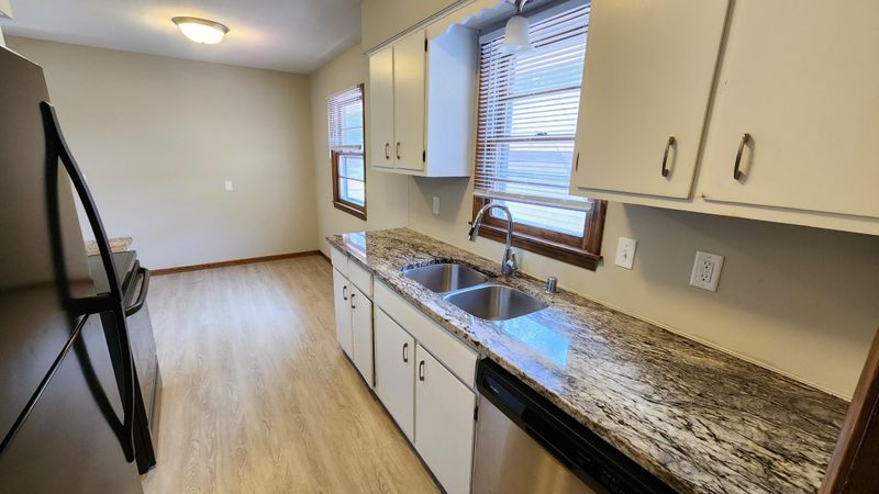 700 105th Ln NE, Blaine, MN 55434