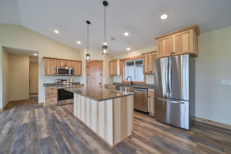 413 Spruce Dr, Staples, MN 56479