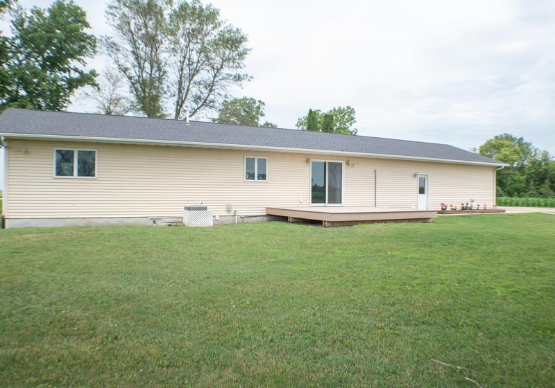 1177 125th St, Welcome, MN 56181