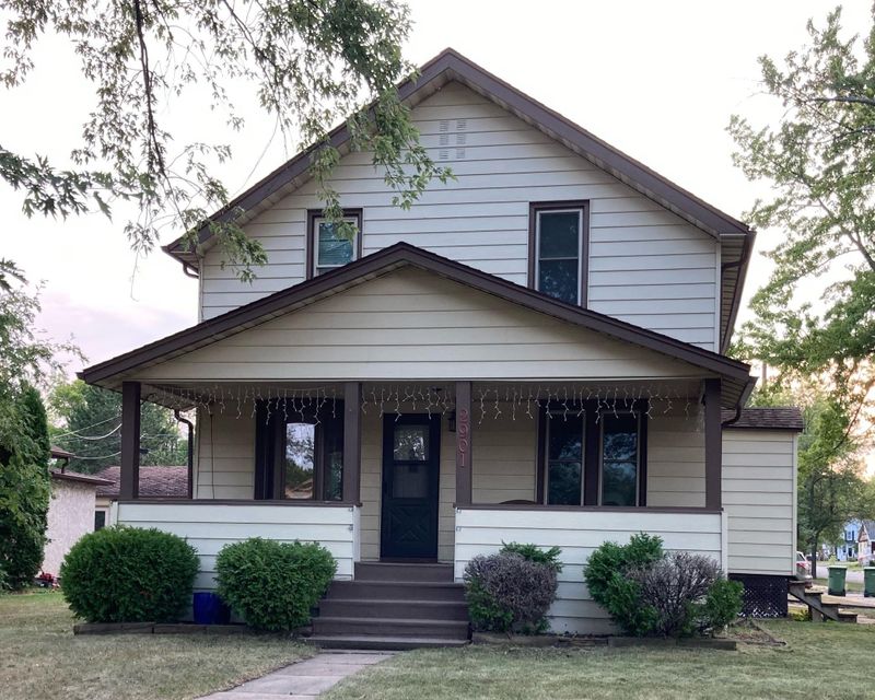 2901 6th Ave E, Hibbing, MN 55746