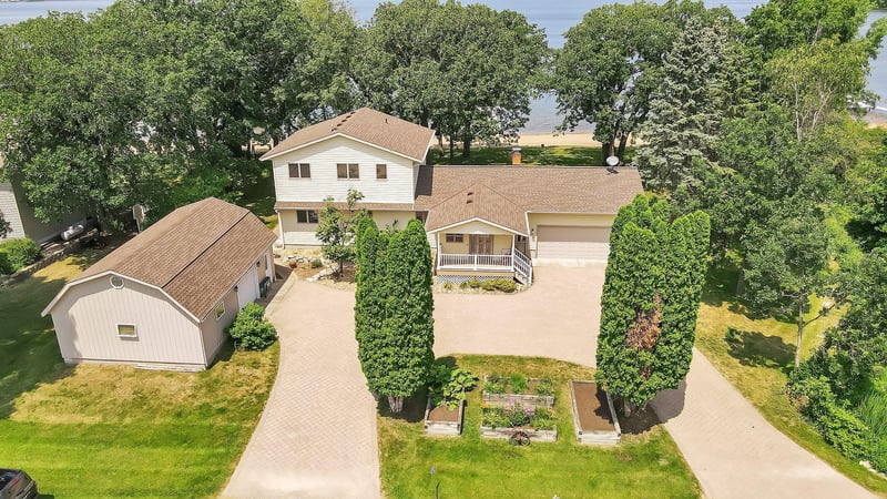 19535 624th Ave, Litchfield, MN 55355