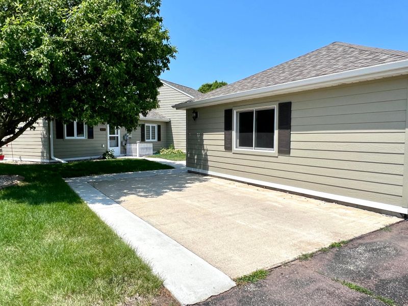 1013 Minnesota St N, Ortonville, MN 56278