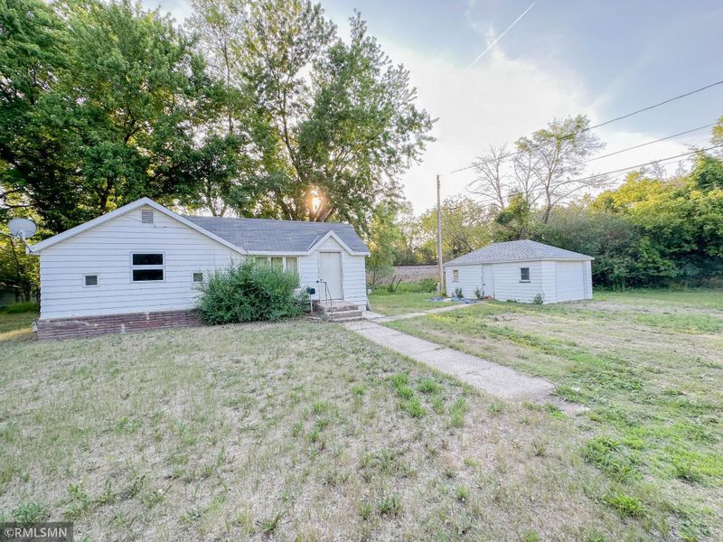 125 N Podoll St, Appleton, MN 56208