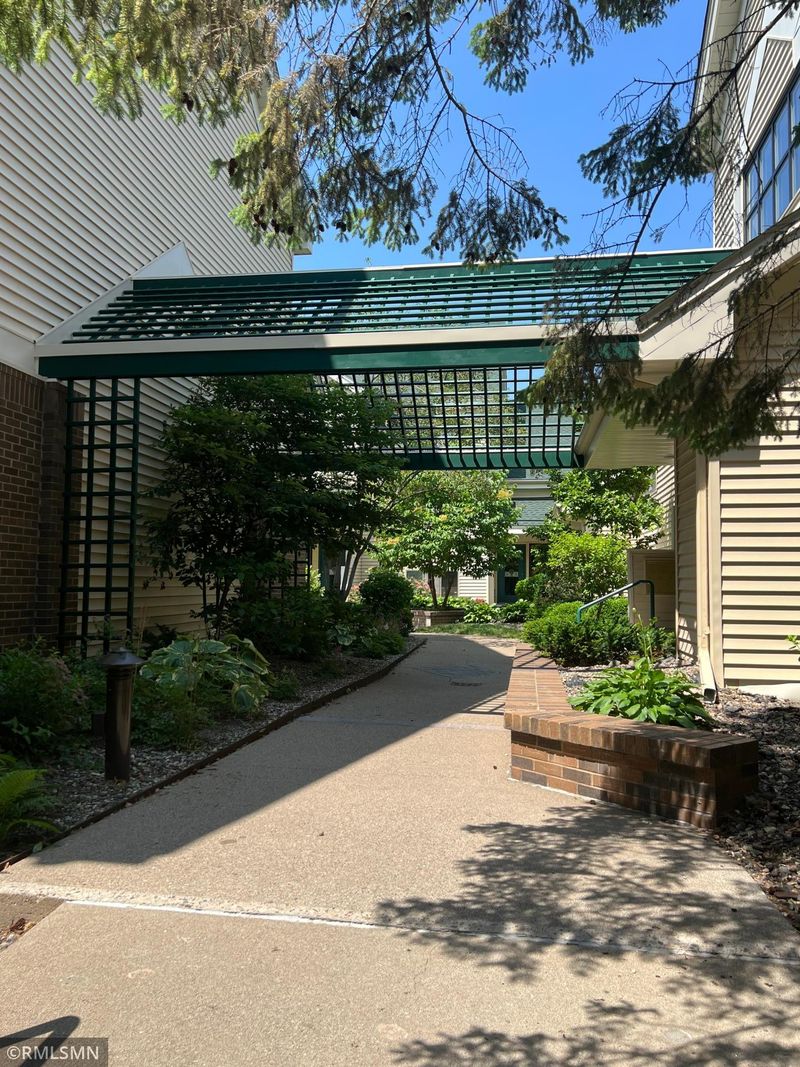 7602 York Ave S #7311, Edina, MN 55435