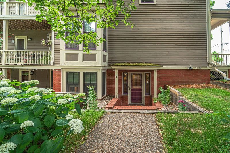 304 Exchange St S #B1, Saint Paul, MN 55102