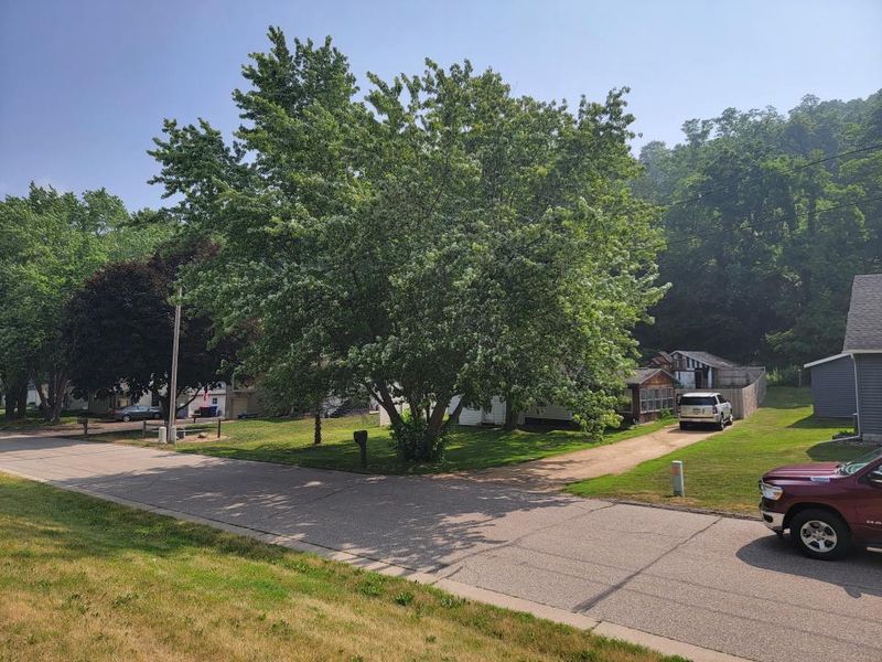 731 21st St, Red Wing, MN 55066
