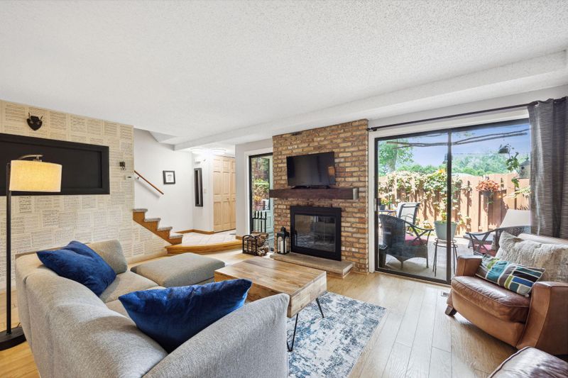 4633 Cedar Lake Rd S, Saint Louis Park, MN 55416