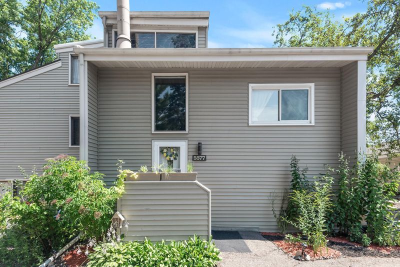 5577 E Bavarian Ps, Fridley, MN 55432