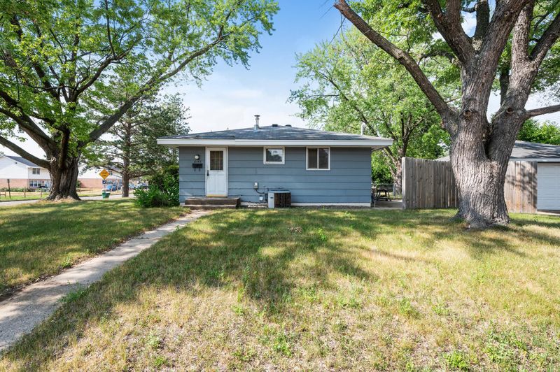 8143 Bloomington Ave, Bloomington, MN 55425