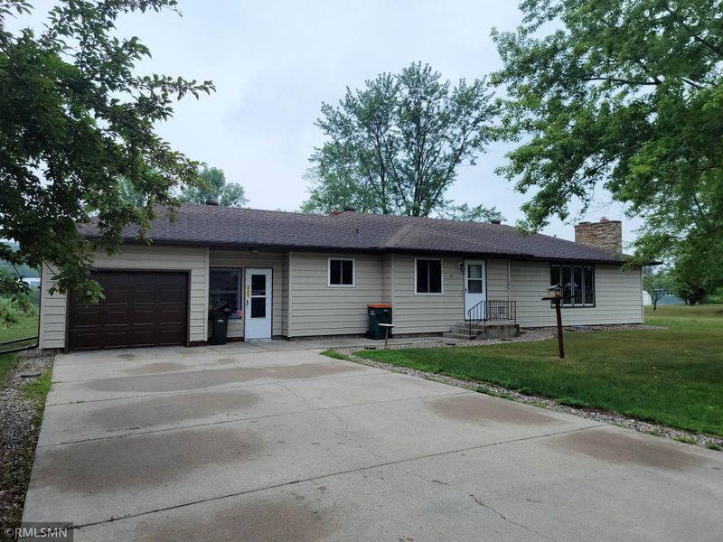 201 Pleasant Ave E, Clarissa, MN 56440