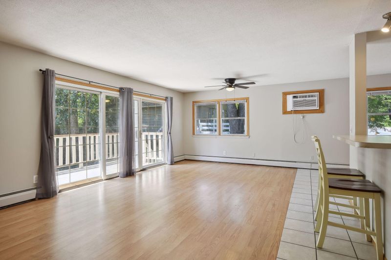 5001 Shoreline Dr, Mound, MN 55364