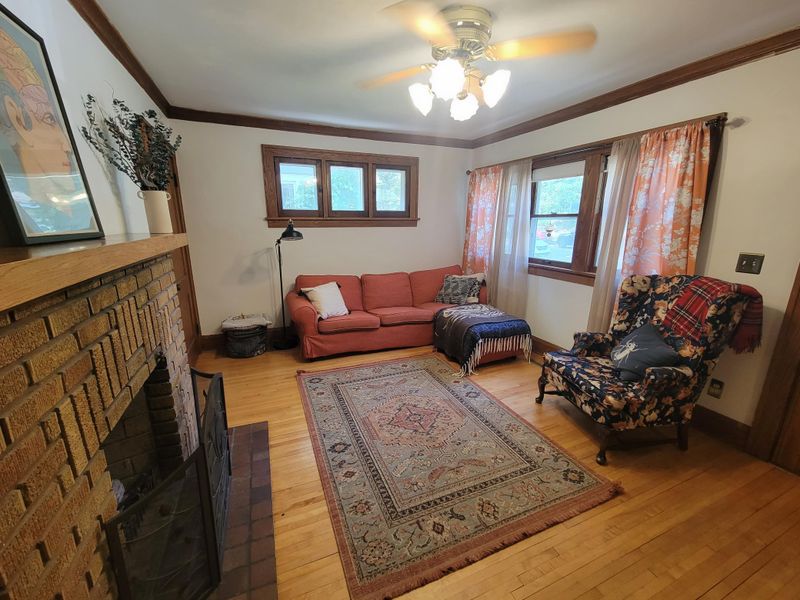 3110 Irving Ave N, Minneapolis, MN 55411