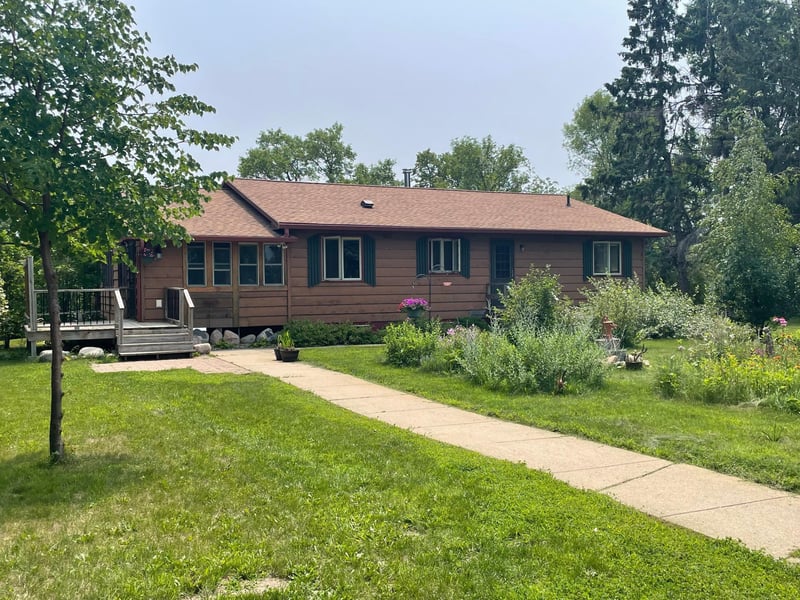 32970 Priebs Park Dr, Vergas, MN 56587