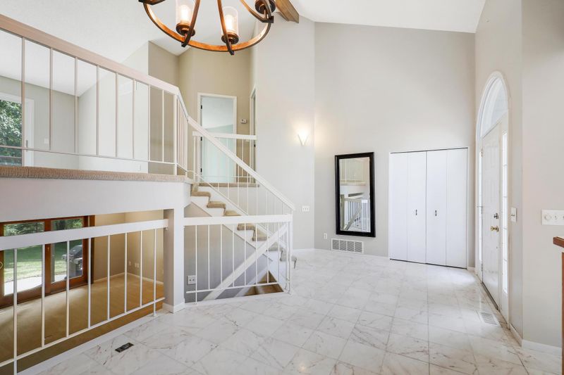 11867 Minnetonka Blvd, Minnetonka, MN 55305