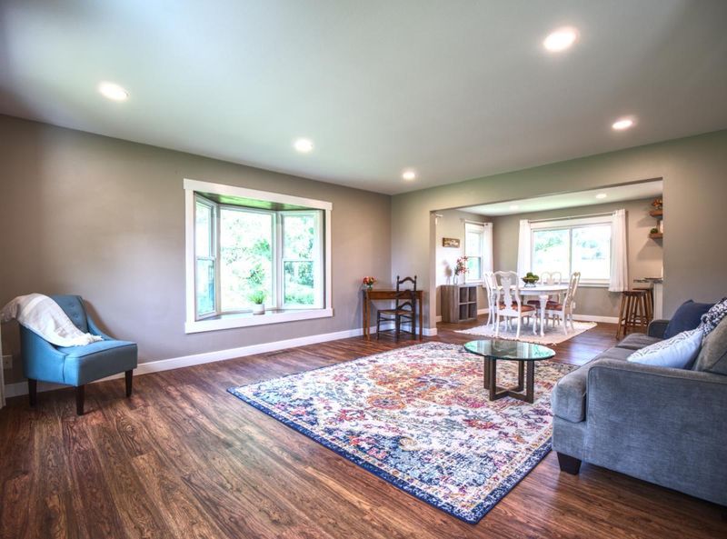 3405 W Cameron St, Eau Claire, WI 54703