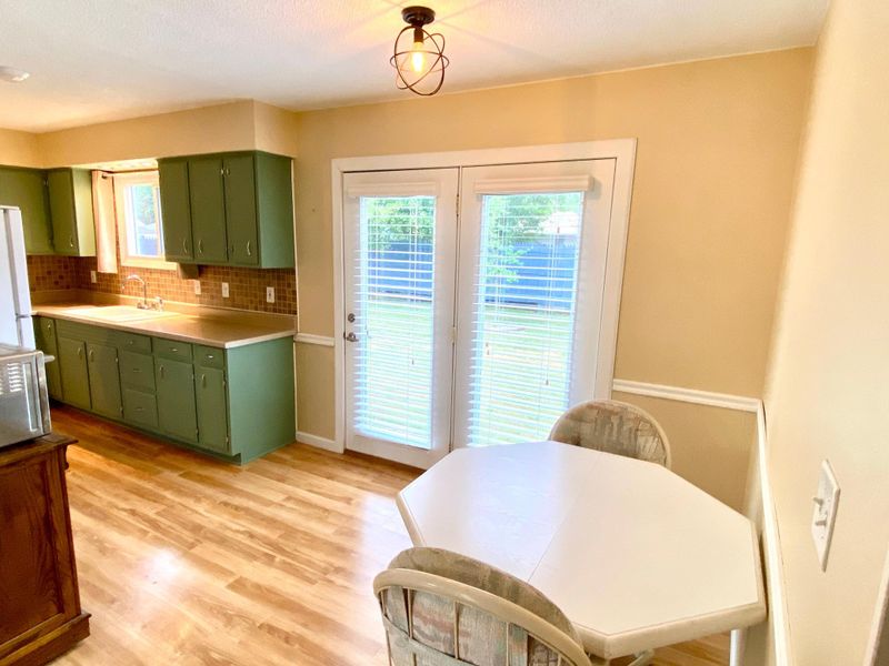 307 N Park Rd, Le Roy, MN 55951