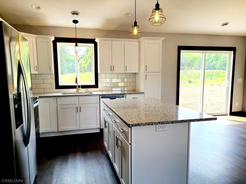 1113 11th Ave SE, Waseca, MN 56093