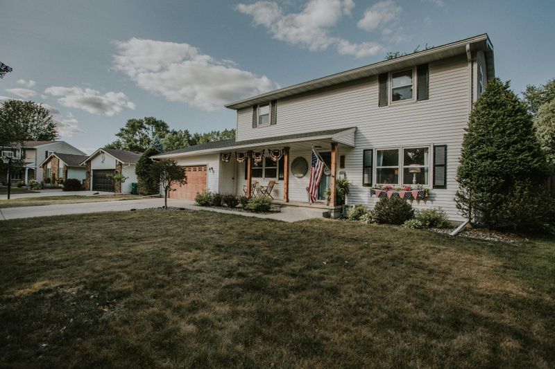 709 20th St SW, Austin, MN 55912