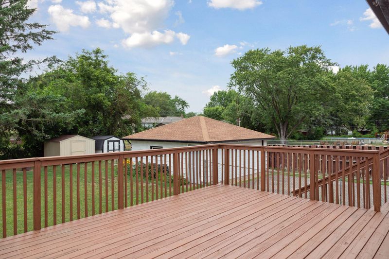 1713 Atlantic St, Maplewood, MN 55109