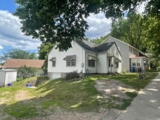 725 Bluff St, Red Wing, MN 55066
